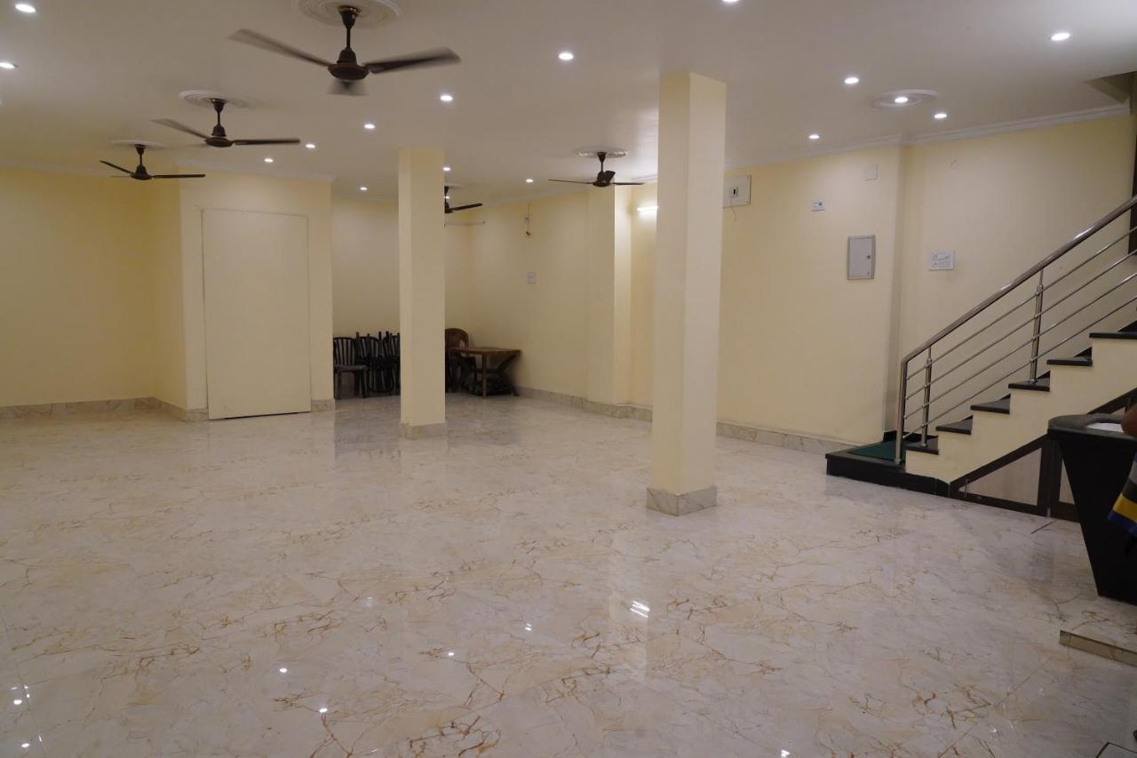Hotel City Palace Varanasi Ngoại thất bức ảnh