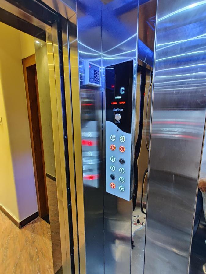 Hotel City Palace Varanasi Ngoại thất bức ảnh